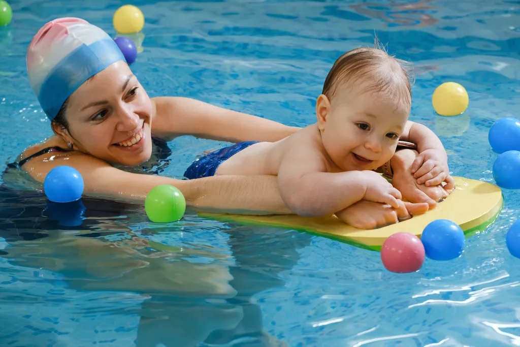 cours de natation bébé nageur au Petits Canards