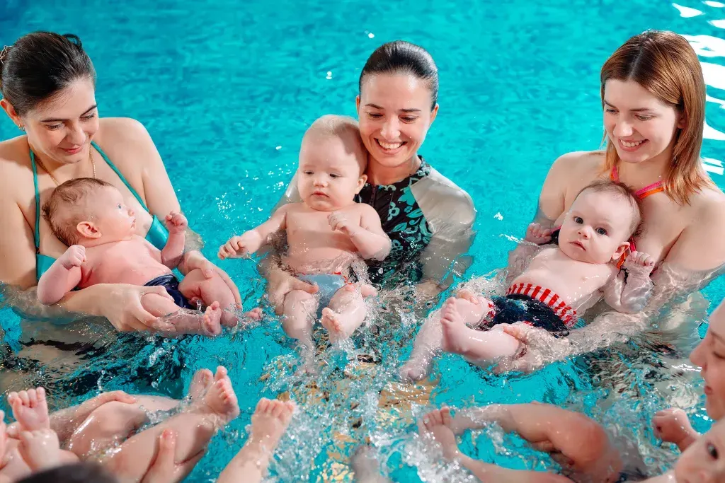 cours de natation bébé nageur