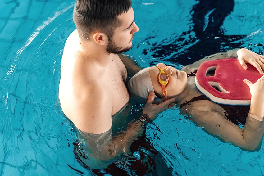 cours de natation anti noyade enfant 3- 12 ans